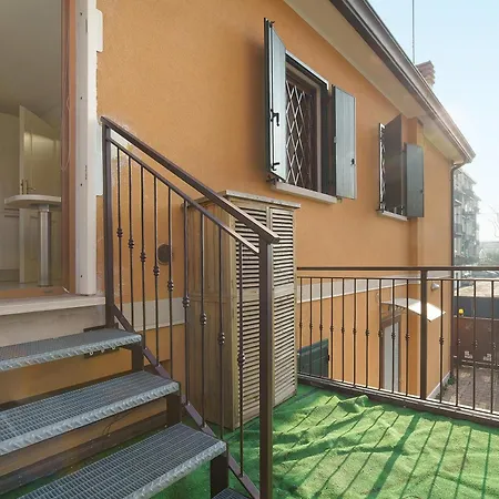 Ca' Mercati Mestre - Due *