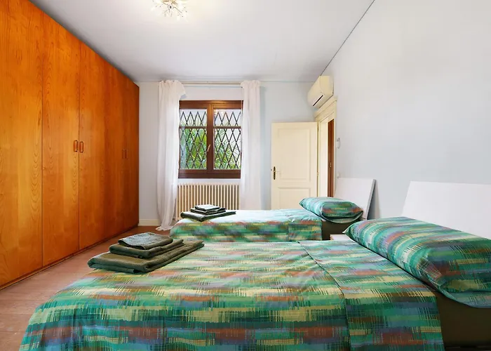 Ca' Mercati Mestre - Due *